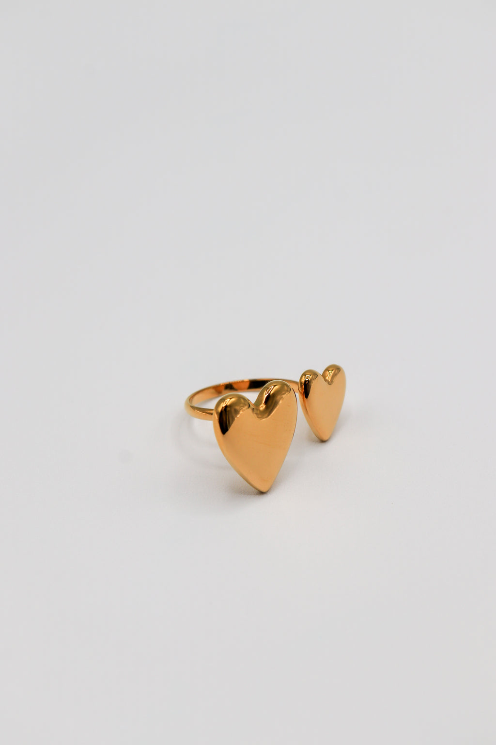 Anillo corazones grandes