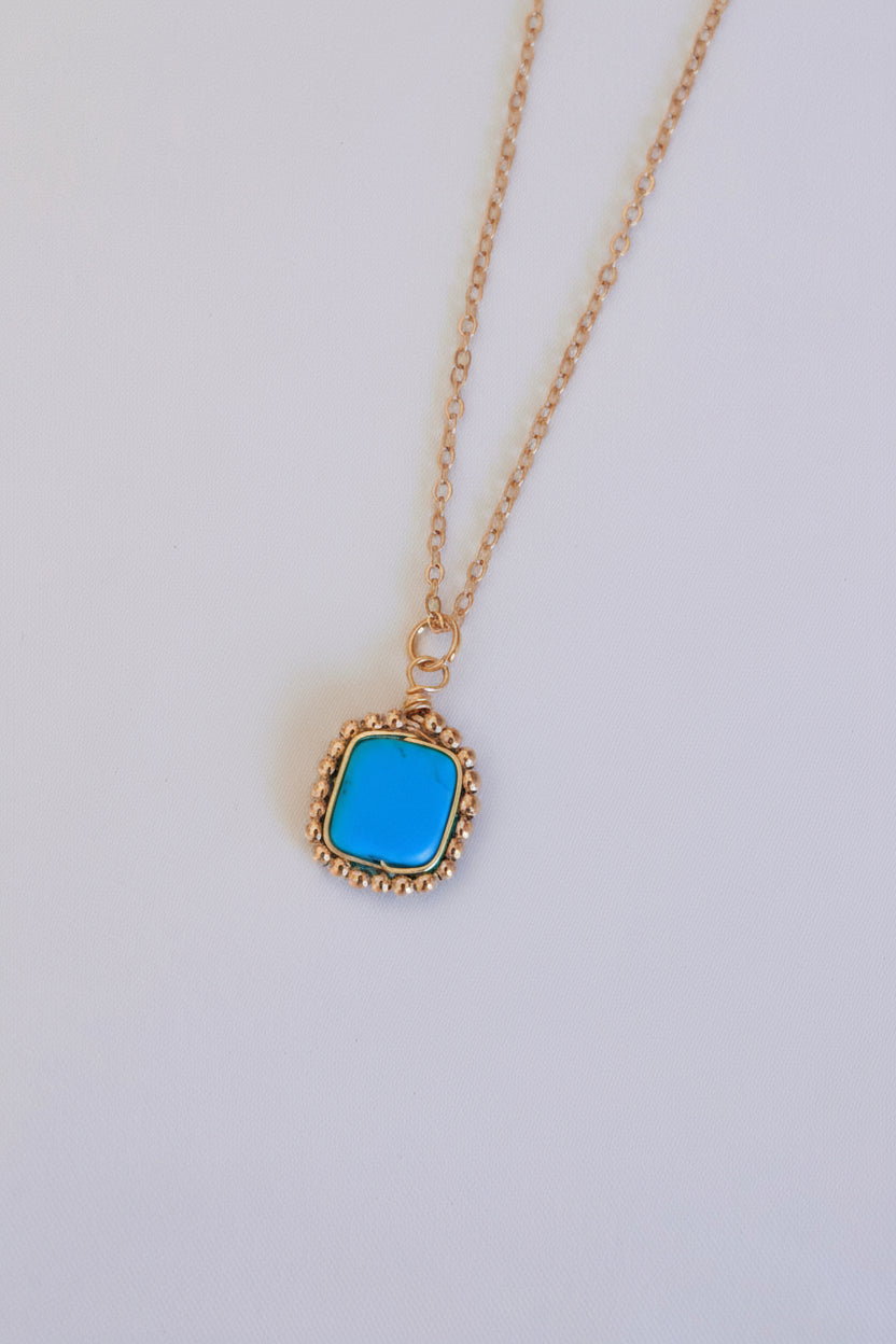 Collar Blue Stone