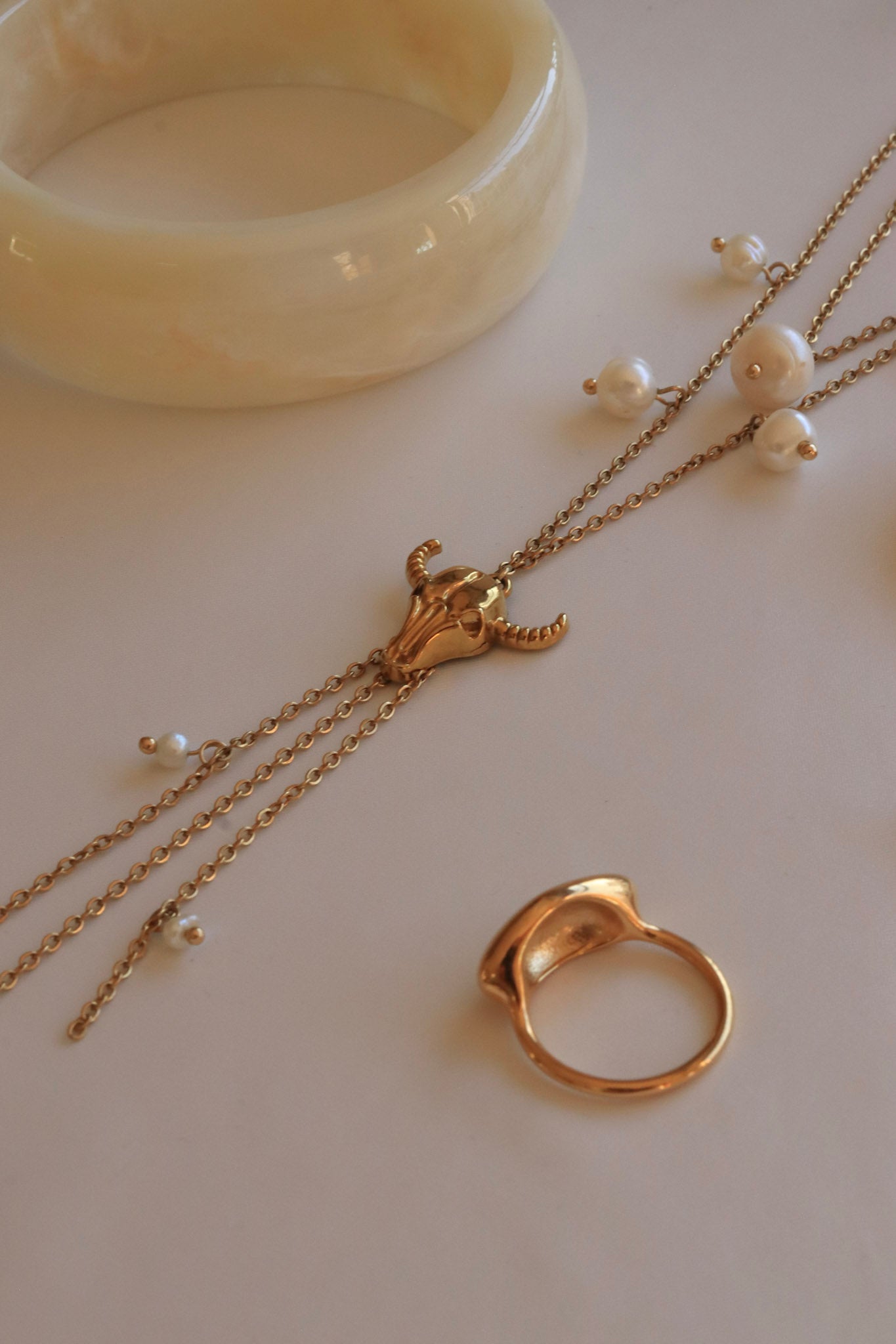 Collar Pearl Courage